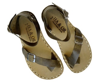 Sandales à anneau vert militaire pour femmes, sandales minimalistes, sandales aux pieds nus, sandales en cuir femme