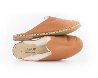 Herren Cacao Braun Farbe Leder Lammfell Hausschuhe, Winter Slip-Ons, Schaffell Hausschuhe