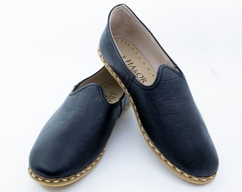 Herren schwarze Farbe Leder handgemachte Slip On, türkische Schuhe, handgemachter flacher Schuh, Loafer, Geschenk für ihn