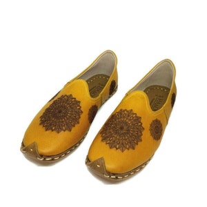 Patterned Leather Handmade Yellow Shoes, All Genuine Leather Costume Shoes