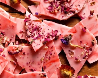 Parisian Spring fragrance Soy Wax Brittle / Floral Scented / Hand poured