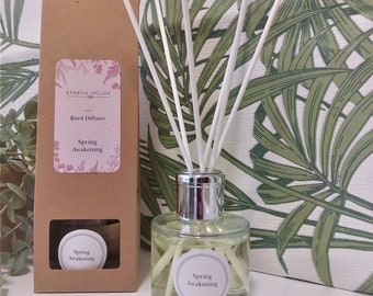Highly Fragranced Reed Diffusers / Long Lasting / Excellent Scent Throw / Gift Sets / Variety of Fragrances/ Refills 100mls available