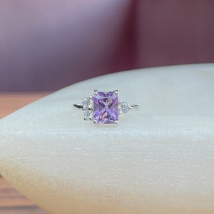 Vintage Purple Sapphire Ring Personalized Gift For Her Lavender Sapphire Engagement Ring Purple Sapphire Promise Ring 925 Sterling Silver