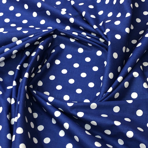 Polka dot 10mm blanc sur tissu bleu marine 100% coton, rouleau large 160cm