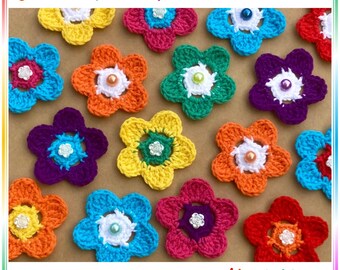 Patrón de flor de crochet para apliques, accesorios para el cabello y más. Tutorial fotográfico paso a paso (descarga en PDF).