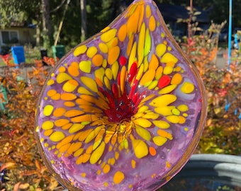 Outdoor fountain glass garden art glass flower water spitter