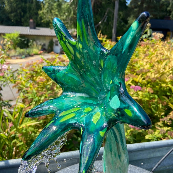Outdoor fountain water spitter hand blown glass garden art flower