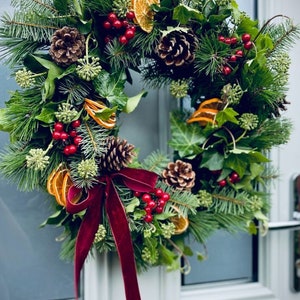 Christmas delight Door Wreath / real wreath / 30cms / real foliage berry’s