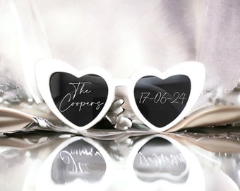 Hen Party / Wedding Glasses Keepsake white or pink