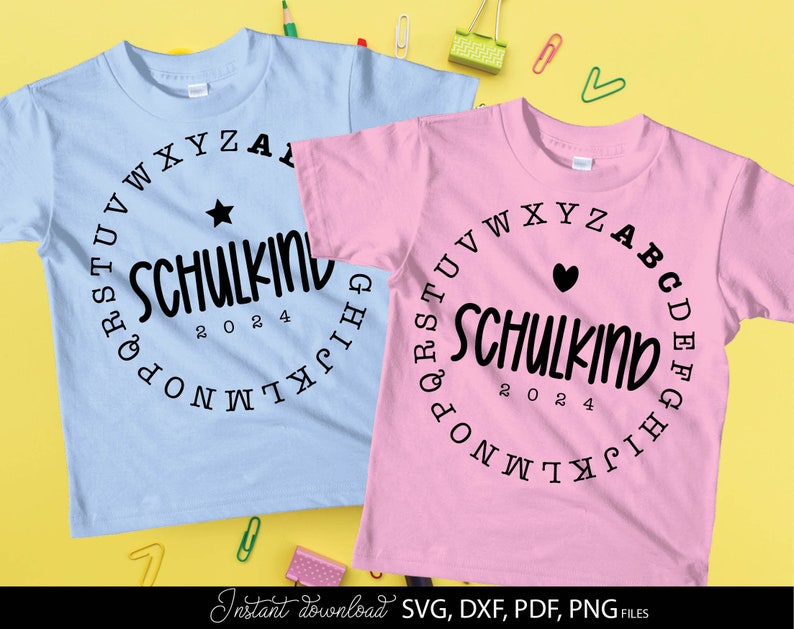 Modernes Schulkind SVG Bundle mit minimalistischen Typografie Designs für Einschulung und Schulstart. Die Motive zeigen den Schriftzug Schulkind mit Jahreszahlen 2024 bis 2027 in Kombination mit kreisförmig angeordnetem Alphabet sowie Stern und Herz Symbolen. Die klaren schwarz weißen Designs wirken modern und kindgerecht zugleich. Ideal für Einschulung Shirts Schultüten Schulstart Deko Kindergeschenke Tassen Taschen Poster und kreative DIY Projekte für Jungen und Mädchen zum ersten Schultag.