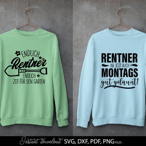 Humorvolles SVG Bundle mit Rentner Sprüchen und kreativen Typografie Designs rund um Ruhestand, Rente und Lebensfreude. Enthält verschiedene Schriftzüge mit lustigen Aussagen, dekorativen Elementen wie Palmen, Sonnen, Werkzeugen und verspielten Fonts. Perfekt geeignet für DIY Projekte wie T-Shirts, Tassen, Geschenke oder personalisierte Dekoration zum Renteneintritt. Ideal als Plotter Datei für kreative Designs mit Humor und Motivation für den neuen Lebensabschnitt.