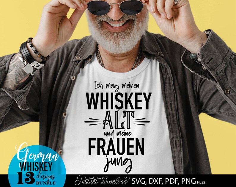 Whiskey SVG Bundle mit 13 humorvollen Spruch Designs rund um Whiskey Genuss und Lifestyle. Moderne Typografie kombiniert mit Gläsern, Flaschen und dekorativen Elementen verleiht jedem Motiv einen stilvollen und witzigen Charakter. Schwarz weiß Design sorgt für vielseitige Einsatzmöglichkeiten auf T Shirts, Hoodies, Bar Dekorationen und Geschenken. Perfekt für Whiskey Fans, Männergeschenke und kreative DIY Projekte mit Plotter oder Druck.