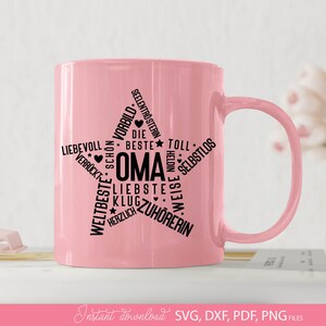 Typografisches Herz Design mit deutschen Worten rund um Oma wie beste Oma, liebevoll, Familie, Zuhörerin und Heldin. Das Motiv ist in Herzform gestaltet und eignet sich ideal für Geschenke zum Geburtstag oder besondere Anlässe. Perfekt für kreative DIY Projekte wie T Shirts, Dekorationen oder persönliche Überraschungen. Die moderne Schriftgestaltung kombiniert emotionale Begriffe und macht dieses Design zu einer liebevollen Hommage an die Großmutter.