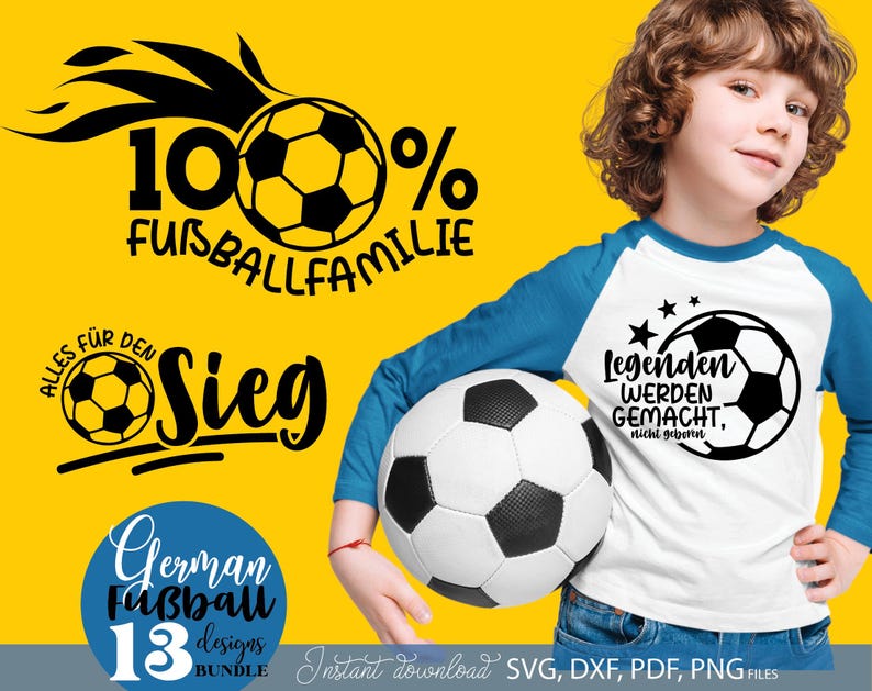 Fußball SVG Bundle mit deutschen Sprüchen für die ganze Familie wie „Stolzer Fußball Papa“, „Fußball Mama“, „Opa“, „Bruder“ und „Schwester“. Enthält sportliche Designs mit Fußball Motiven, Flammen, Pokalen und Team Sprüchen. Perfekt geeignet für DIY Projekte wie T-Shirts, Hoodies, Fan Kleidung oder Geschenke für Fußballfans, Familien und Vereinsmitglieder.