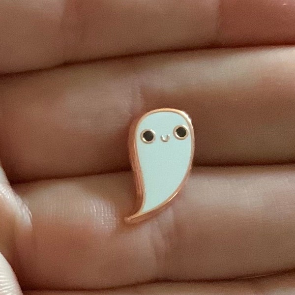 Mini GHOSTIE Hard Emaille Pin 15mm
