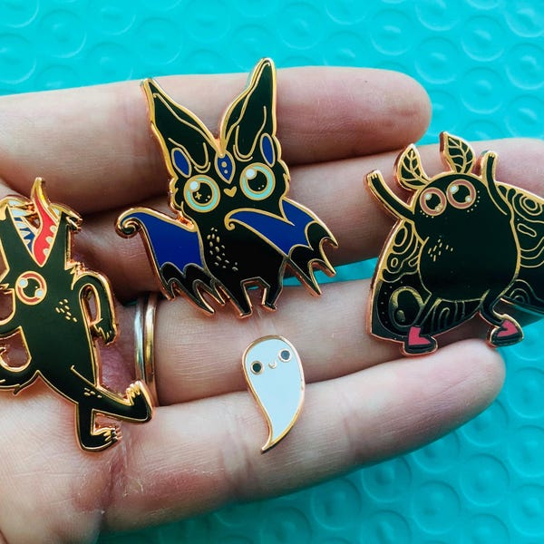 Conjunto de pines esmaltados de críptidos, monstruos bailarines adorables y espeluznantes