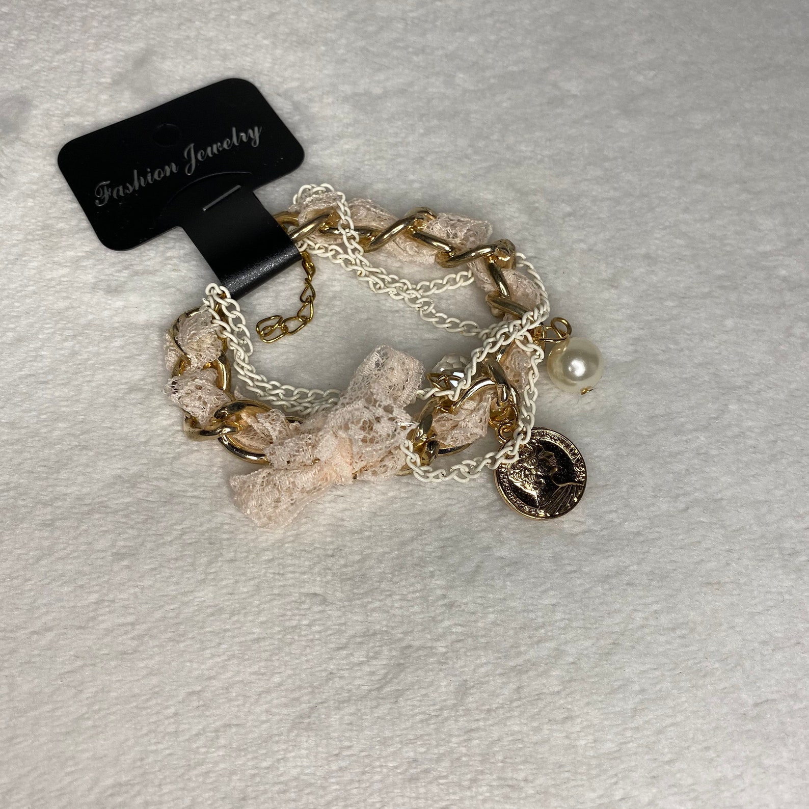 Super cute charm bracelet Etsy