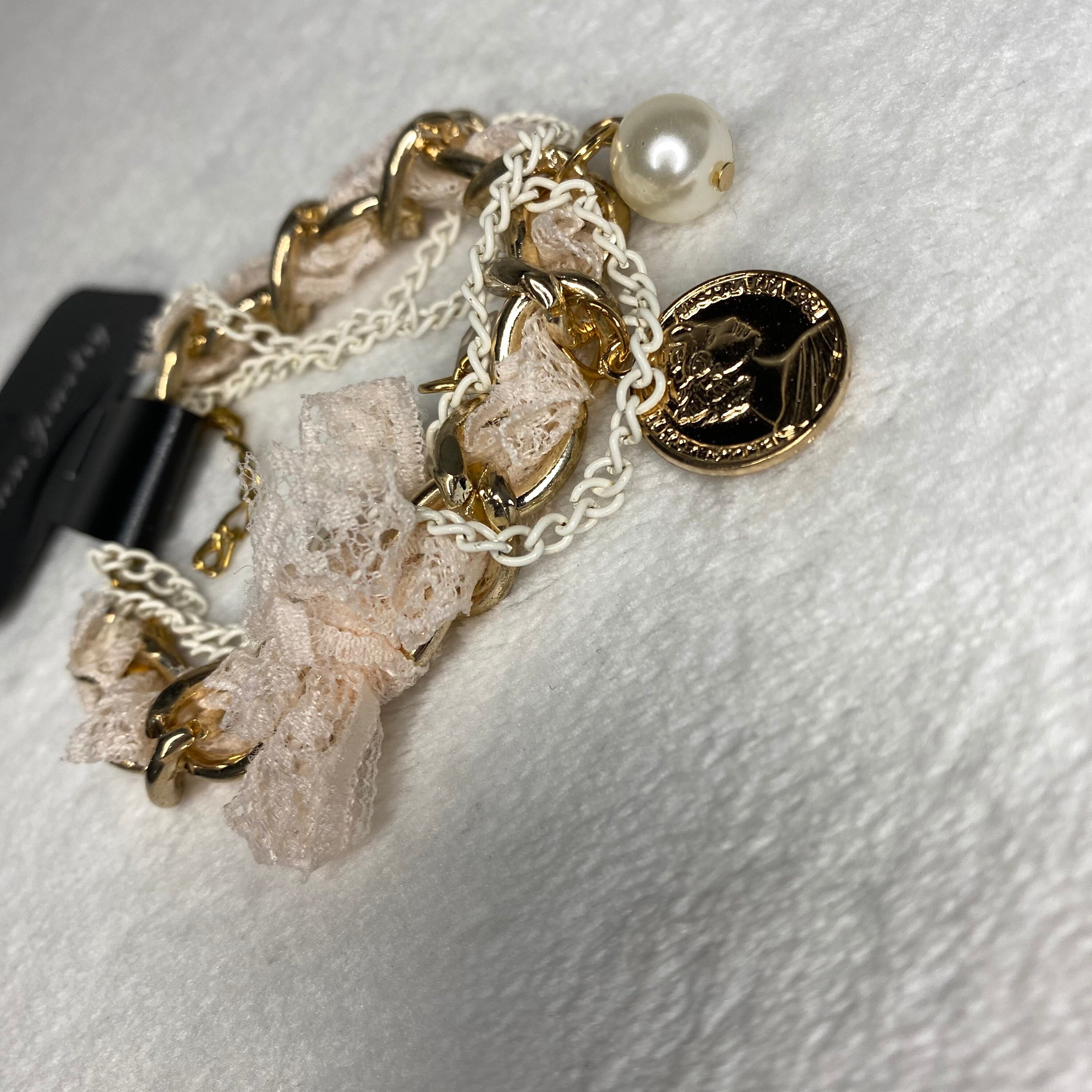 Super cute charm bracelet Etsy