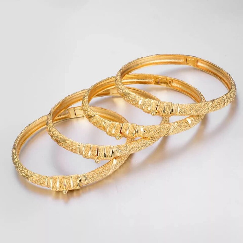 2 bangles set gold price