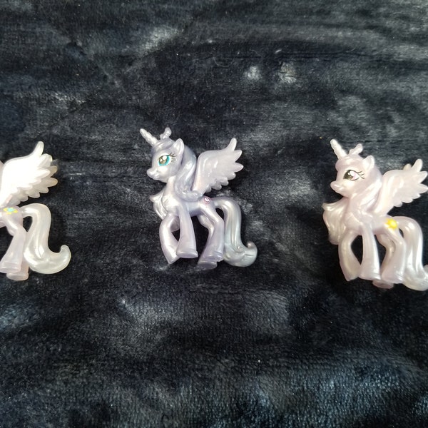 My Little Pony Princess Celestia Cadance Luna Mini Figures PEARLIZED, Choose your own!