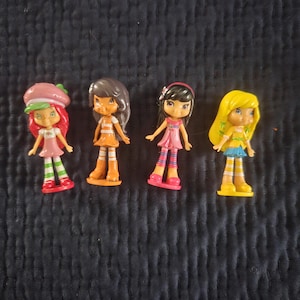Strawberry Shortcake Berry Bitty Adventures Mini Figures! Strawberry Shortcake, Orange Blossom, Cherry Jam, Lemon Meringue. Choose your own!