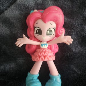 My Little Pony Equestria Girls Mini 3 inch figure Pinkie Pie!