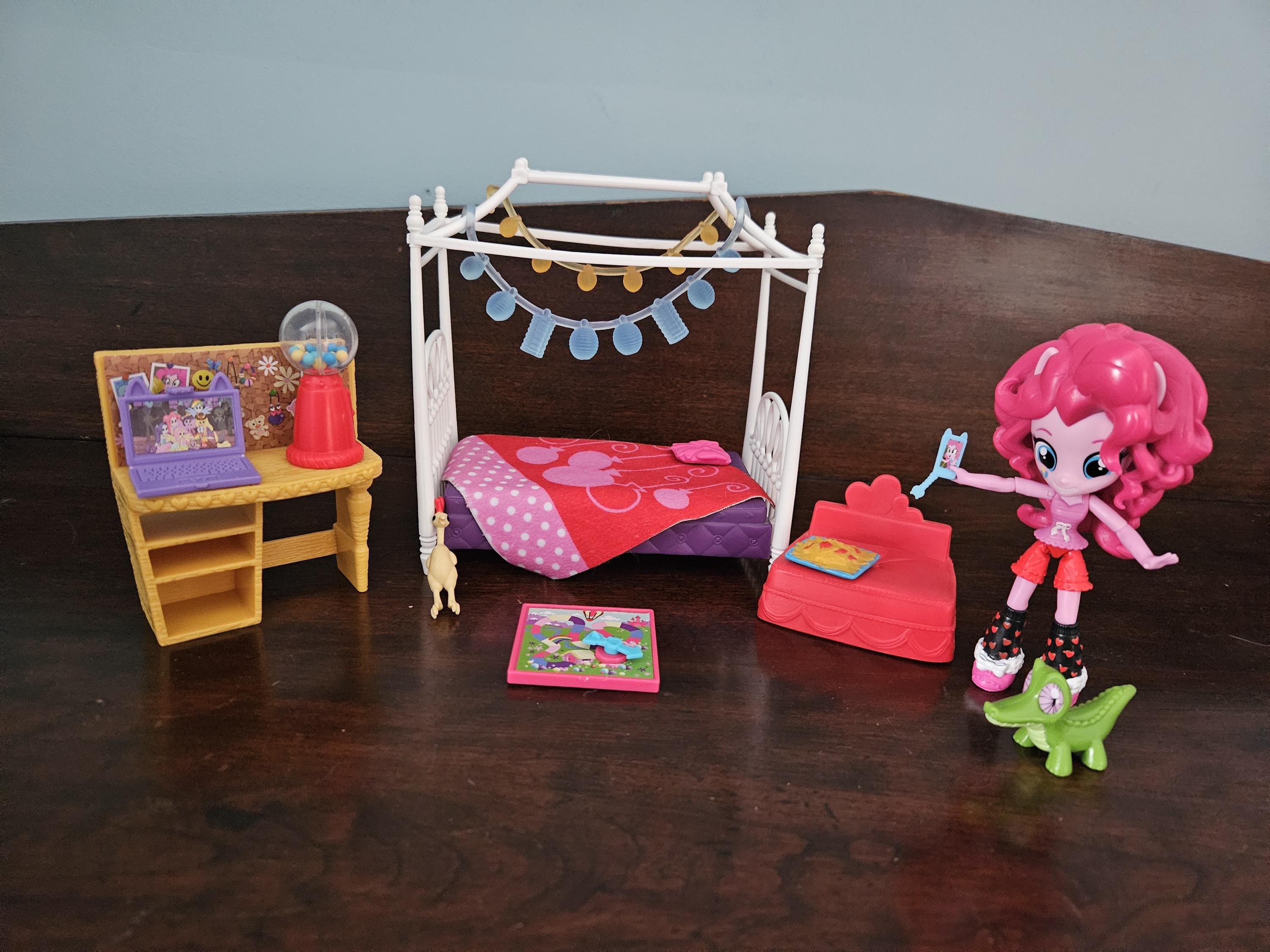 My Little Pony Equestria Girls Minis Pinkie Pie Slumber Party