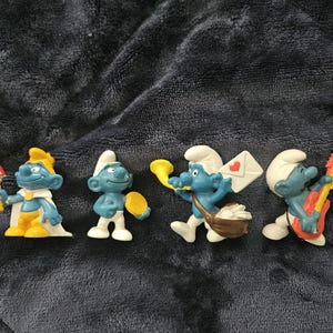 Smurfs! Choose your own figure!