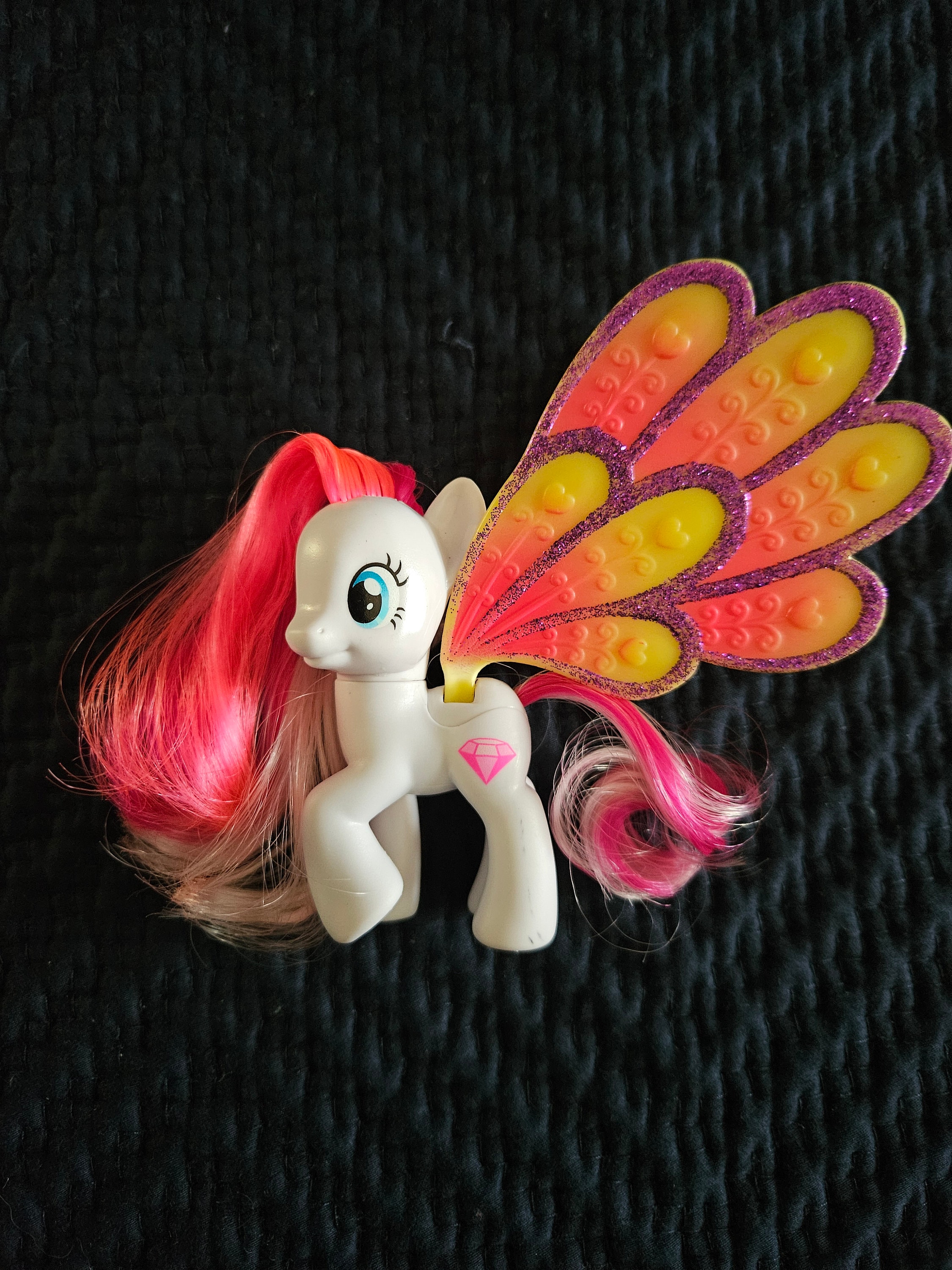 My Little Pony Diamond Rose Glimmer Wings Pony
