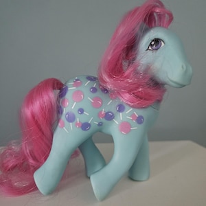 マイリトルポニー G1 レア ファンシー アメトイ アラモード スパンク Best Vintage My Little Pony Find ! Spanish Piggy Ponies