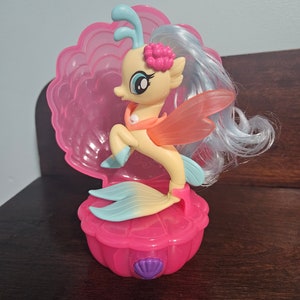 ¡My Little Pony: La princesa Skystar Sea Song con concha!