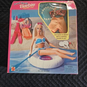 Pearly Beach Barbie Floatin&#39; Fun Vintage in the box!
