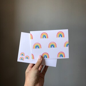 Regenbogen Aquarell Grußkarte mit Option zum Hinzufügen persönlicher Nachricht und Senden an Empfänger