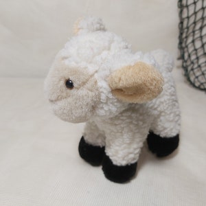 6&quot; white plush sheep, Pluti Sonneberg lamb. German classic vintage stuffed plush sheep. Old german mohair lamb. Germany stuffed animal lamb