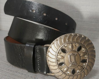 John Galliano 黒 レザーベルト メタル装飾付き Christian Dior by John Galliano Black Silver Logo Plate Belt