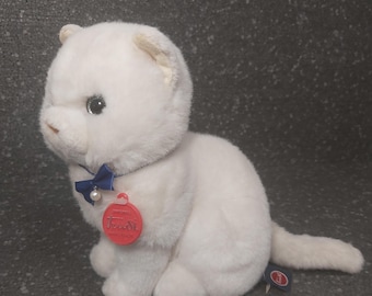 手作りの白い猫のぬいぐるみ：ポーズをとらせるアートドール、猫好きへ