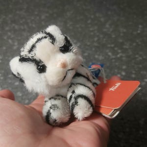 White Tiger plush vintage. Tiger stuffed animal vintage tiger Trudi Sweet Collection. Baby tiger vintage plush Small tiger Vintage cub plush