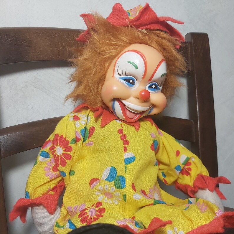 Vintage Rushton clown. Rubber face clown stuffed scary doll buffoon rubber face. Grotesque clown vintage creepy clown doll. Vintage Clown Rushton Star Creation stuffed creepy doll. Rushton creepy buffoon vintage. Scary clown stuffed doll vintage.