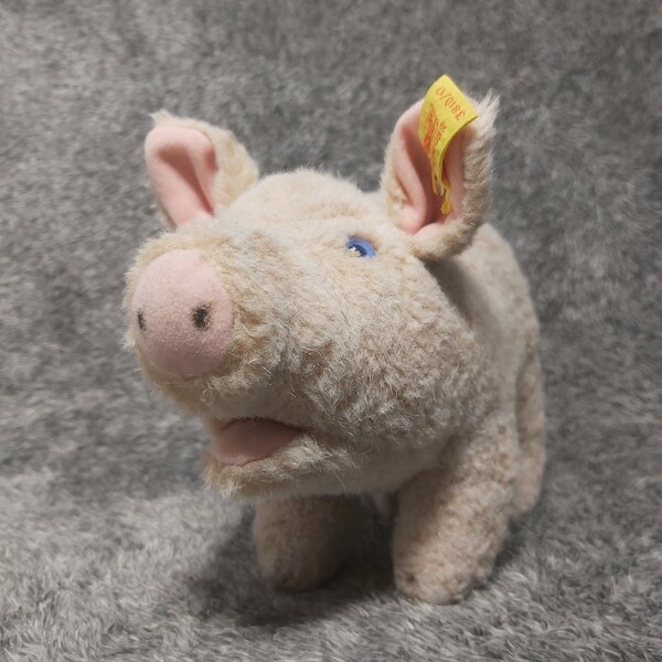 Vintage Steiff Jolanthe pig stuffed animal. Jolante Schwein Steiff 3810/17 made in Austria. Piggy plush vintage. Piglet