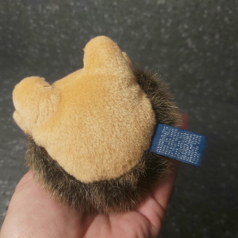 Cute Hedgehog stuffed vintage. Hedgehog Trudi Mini Collection. Hedgehog stuffed animal. Hedgehog vintage plush. Stuffed Hedgehog vintage. Trudi Hedgehog vintage. Hedgehog stuffed vintage. Plush Hedgehog Trudi Mini Collection Italy