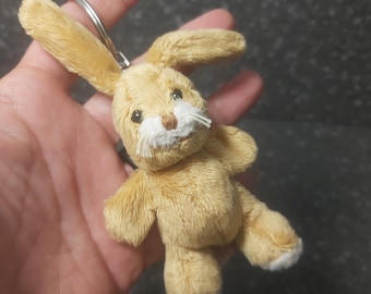 Trudi Bussiのヴィンテージウサギのベン。ぬいぐるみのウサギのベン