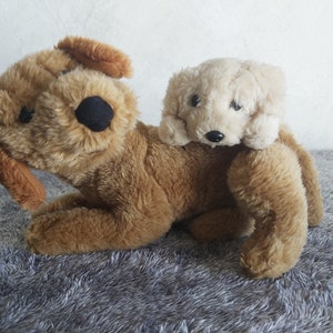 Plush puppy dog stuffed animal vintage. Mama dog baby dog stuffed puppy plush Vintage dogs family