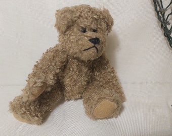 Vintage white teddy bear. Vintage plush teddy. Vintage