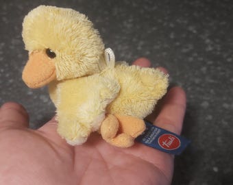 イースター 黄色いアヒルの子と赤ちゃんひよこ、ぬいぐるみ、愛らしい