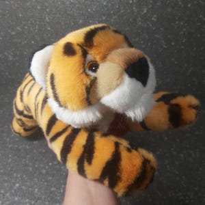 Large Tiger plush vintage. 16inches tiger Trudi. Vintage tiger stuffed animal. Vintage plush tiger Bruce. Lying tiger Trudi plush