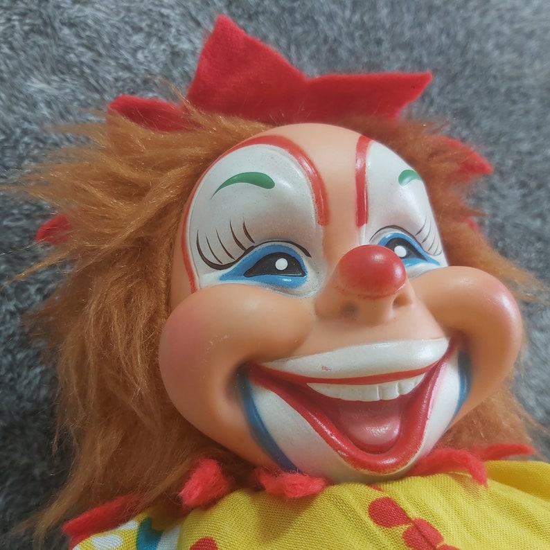 Vintage Rushton clown. Rubber face clown stuffed scary doll buffoon rubber face. Grotesque clown vintage creepy clown doll. Vintage Clown Rushton Star Creation stuffed creepy doll. Rushton creepy buffoon vintage. Scary clown stuffed doll vintage.