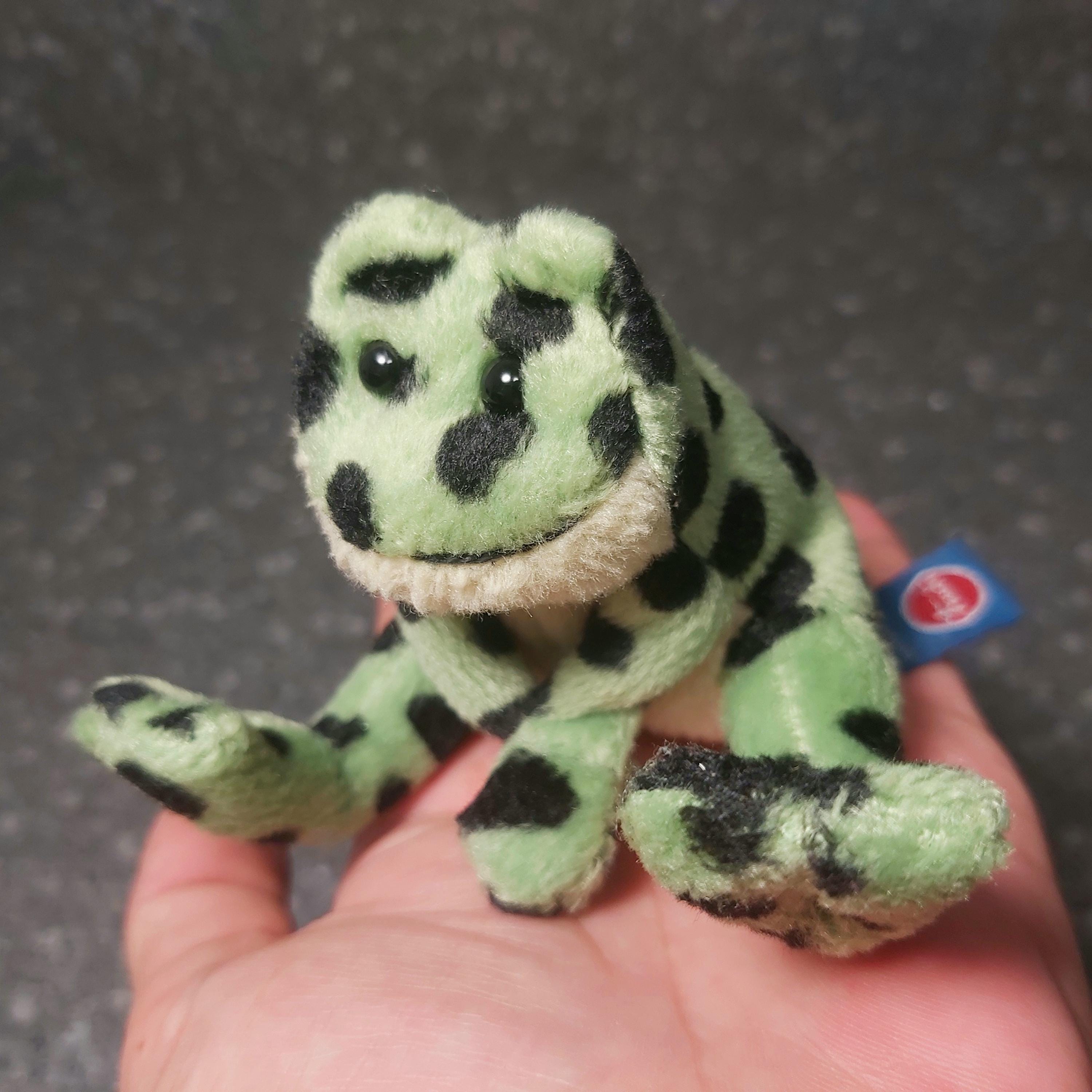 緑のカエルのぬいぐるみ ヴィンテージ。 Trudi ヴィンテージ