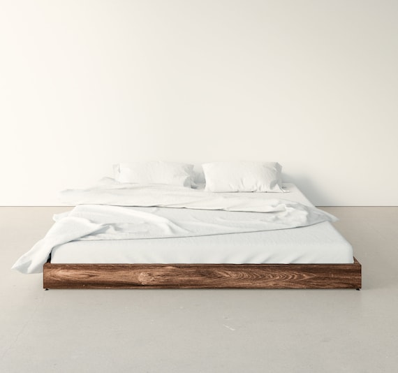 Derde helemaal gewoontjes Massief houten bed laag bed bedframe houten bedframe - Etsy België