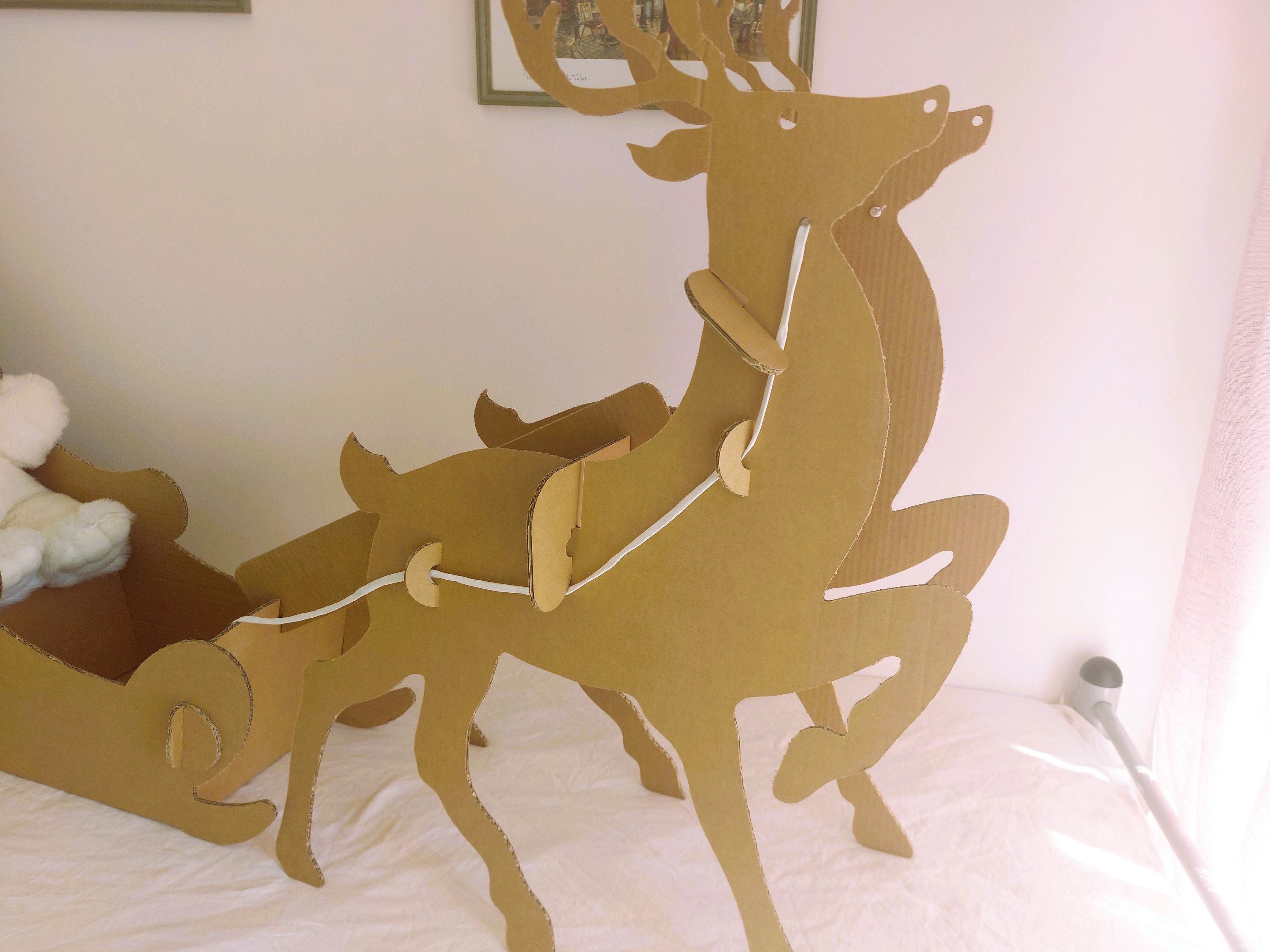 Blueprints for Cardboard Santa Sleigh With Reindeer DIY Christmas Toy Blueprints for Cardboard Santa Sleigh With Reindeer DIY Christmas Toy