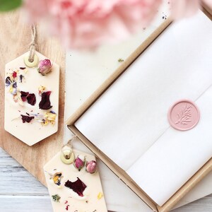 Wedding Favours, Wedding Favour With Personalised Sticker and Wax Seal, Personalised Wedding Favours, Party Favours, Bridesmaid Favours